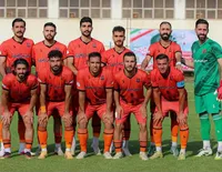 صحنه اخراج بازیکن مس شهربابک مقابل پرسپولیس در دقیقه ۲۱