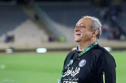 فریبا: بهتر است نظری جویباری به استقلال برگردد