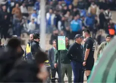 تصویر خبر تصمیمات وی&zwnj;ای&zwnj;آر در بازی استقلال تأیید شد