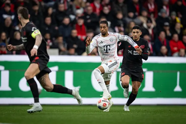 خلاصه بازی بایرلورکوزن ۱ - بایرن مونیخ ۱ | بوندسلیگا آلمان ۲۰۲۵/۲۶