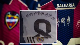 حرکت زیبای رئال مادرید و لوانته؛ پوشیدن پیراهن&zwnj;های ویژه به مناسبت روز جهانی زبان اشاره / عکس