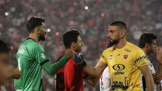 تصویر خبر گندوز بجای بیرانوند در تراکتور!