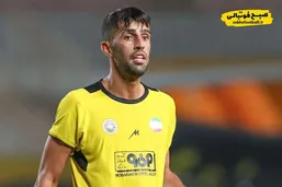 آرش رضاوند، ستاره سپاهان با چهارمین گل فصل، تیمش را پیش انداخت