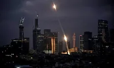 تصویر خبر پرتاب ده&zwnj;ها فروند پهپاد ارتش به سمت اسرائیل