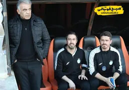 ترک محل تمرین استقلال و قهر توسط خسرو حیدری/ علت چیست؟