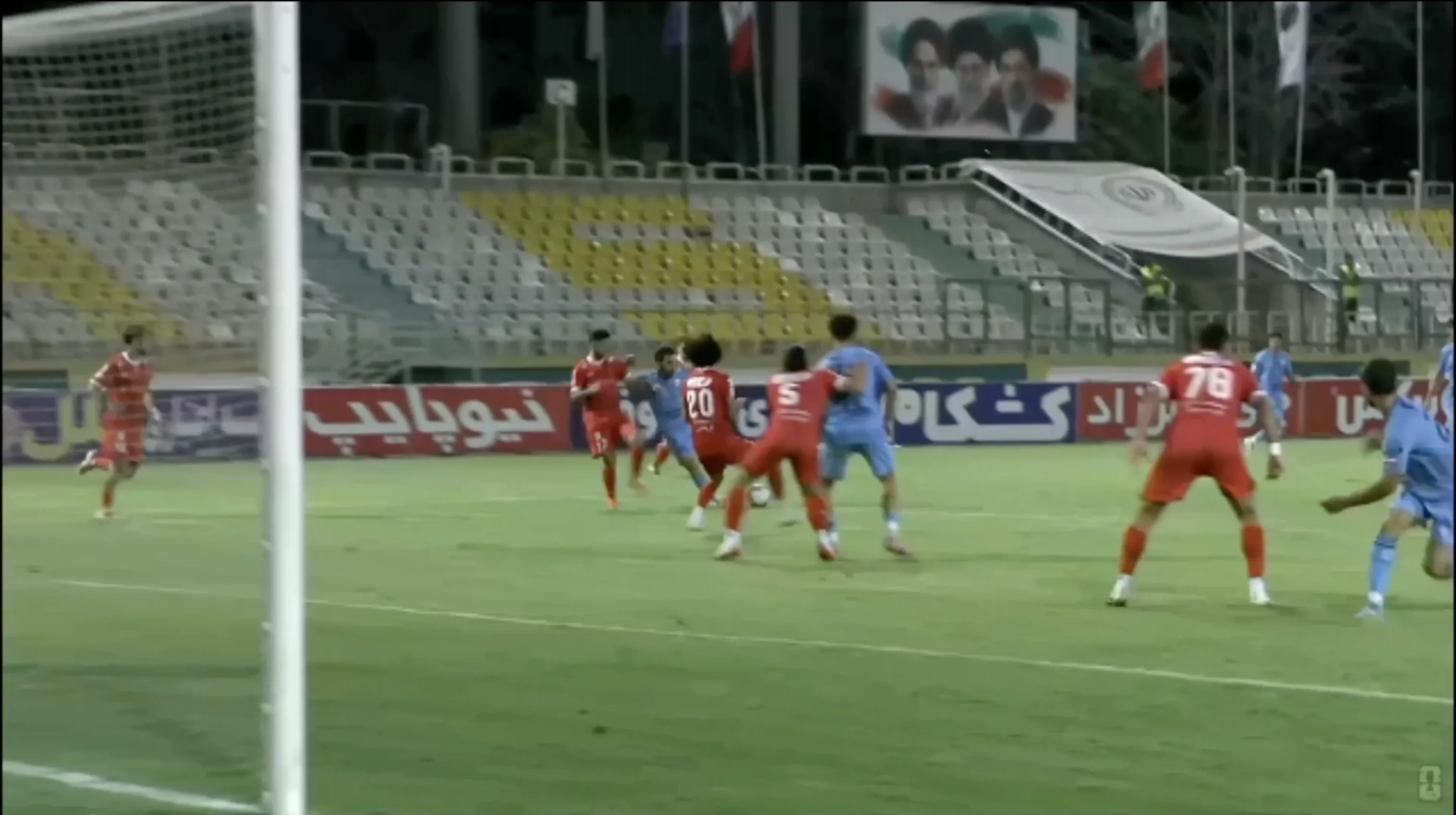 گل دوم چادرملو به پرسپولیس توسط رضا محمودآبادی در دقیقه 3+120