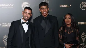 جنجال جدید برای خانواده لامین یامال؛ شام با مادر ستاره بارسلونا، فقط ۸۰۰ یورو!