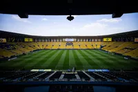 گزارش زنده دربی ریاض | النصر ۱-۰ الهلال در پایان نیمه اول؛ جشن قهرمانی در اول پارک آغاز شد!