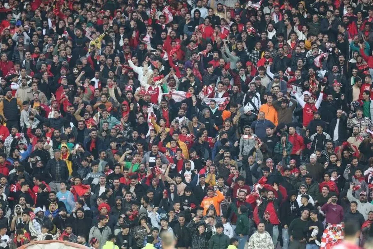 واکنش جالب هواداران پرسپولیس به دو گزینه سرمربیگری داخلی