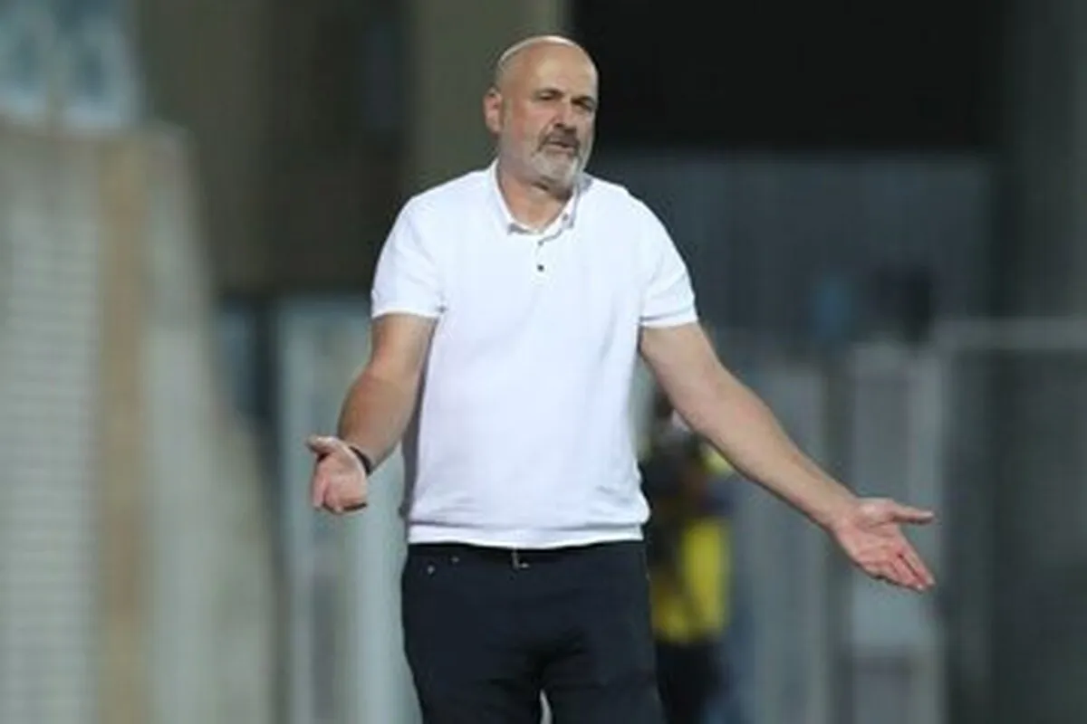 تیم استقلال با تیم اصلی خود به مصاف تراکتور میرود