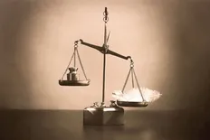 تصویر خبر صدور دستور موقت کمیته انضباطی برای دیدار تراکتور &ndash; پرسپولیس