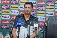 کنایه مجتبی حسینی به منتقدان: فوتبال پلی‌استیشن نیست!
