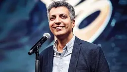 افشاگری عادل فردوسی پور: طبق آیینه&zwnj;نامه ۵&zwnj;ام نقل&zwnj;وانتقالات حق قرارداد جدید با فخریان وجود نداشت