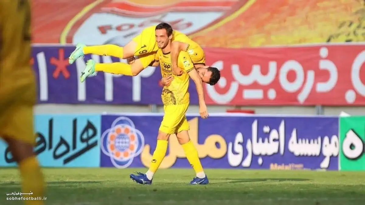 خرید بزرگ سپاهان از قلب دفاع پرسپولیس