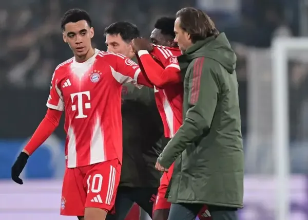 خلاصه بازی بایرن مونیخ 4 - آتالانتا 1 | یگ قهرمانان اروپا - مرحله 1/8 نهایی دور برگشت