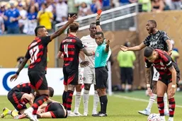 فیفا مهاجم چلسی را نقره&zwnj;داغ کرد