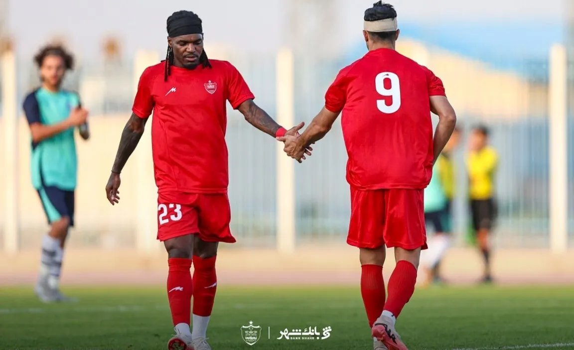 علیپور و بیفوما در صدر پاسورهای پرسپولیس تا پایان هفته 13