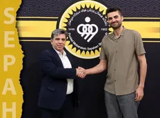 تصویر خبر رسمی؛ امیر غفور به سپاهان پیوست