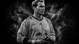 شوک بزرگ به فوتبال اروپا؛ ستاره سابق آرسنال در ۴۸ سالگی درگذشت