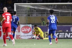 تصویر خبر دو بازیکن خارجی استقلال به ایران برنگشتند