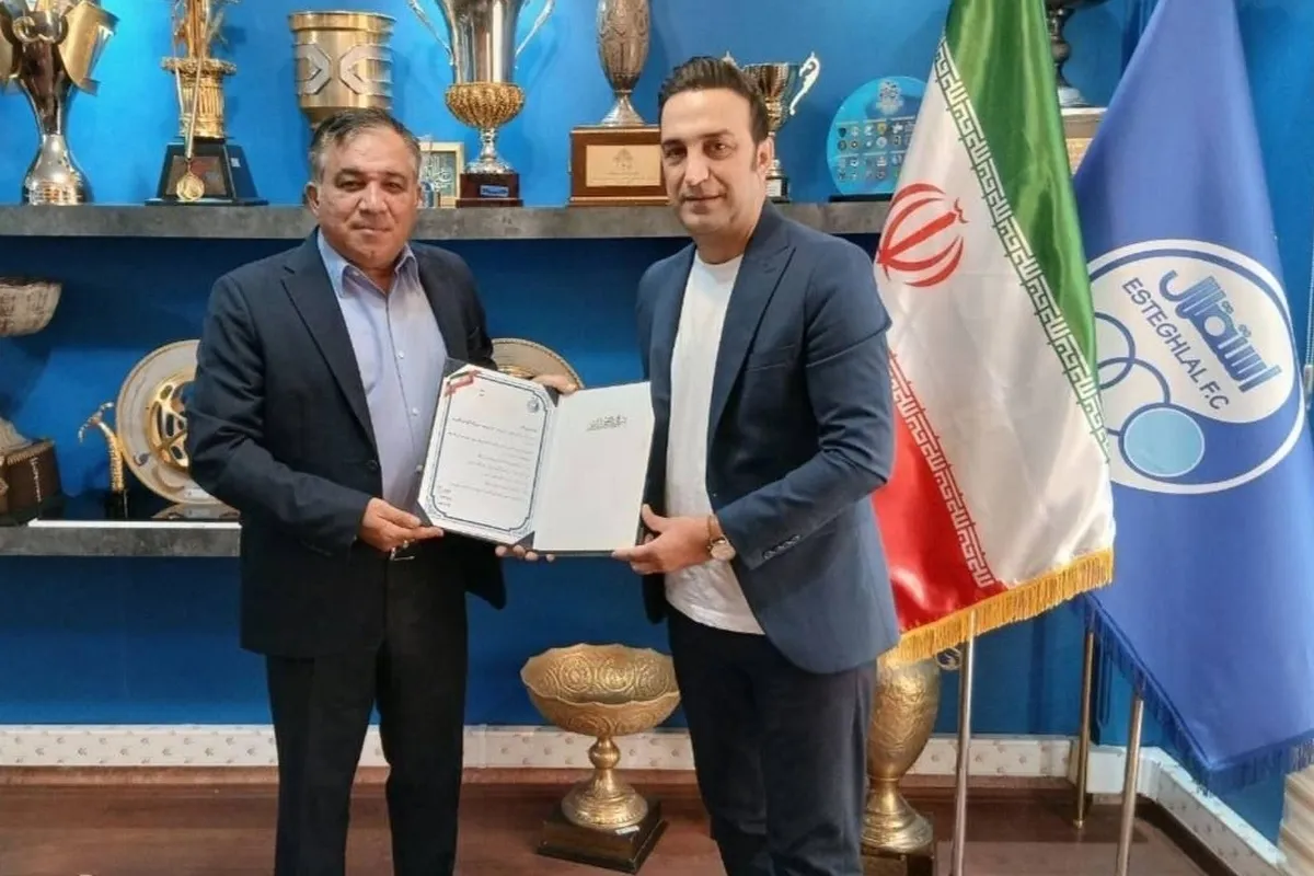 تبریک جنجالی مدیر رسانه&zwnj;ای استقلال به تراکتوری&zwnj;ها