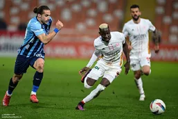 سوپرگل فراموش&zwnj;نشدنی موسی جنپو هافبک استقلال به منچسترسیتی