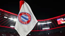 زلزله در مونیخ با یک استوری اشتباهی؛ کارمند بایرن &laquo;بمب&zwnj;های تابستانی&raquo; را در واتساپ منفجر کرد!