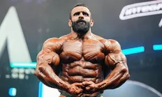 تصویری جالب از نوجوانی هادی چوپان با مدل مویی خاص