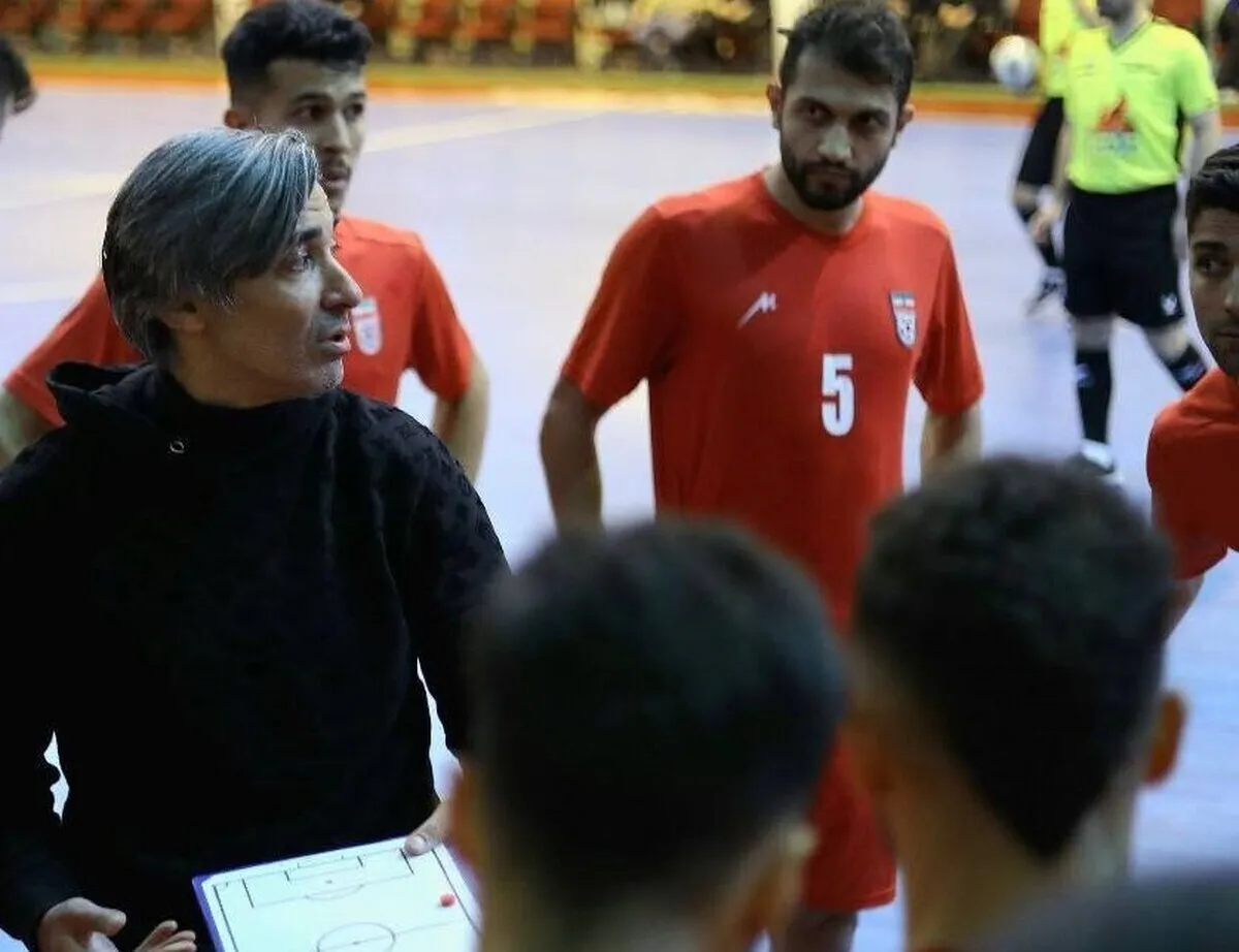 سه بازیکن از لیست تیم ملی خط خوردند؛ شمسایی: پیراهن تیم ملی برای هیچ بازیکنی گارانتی نیست