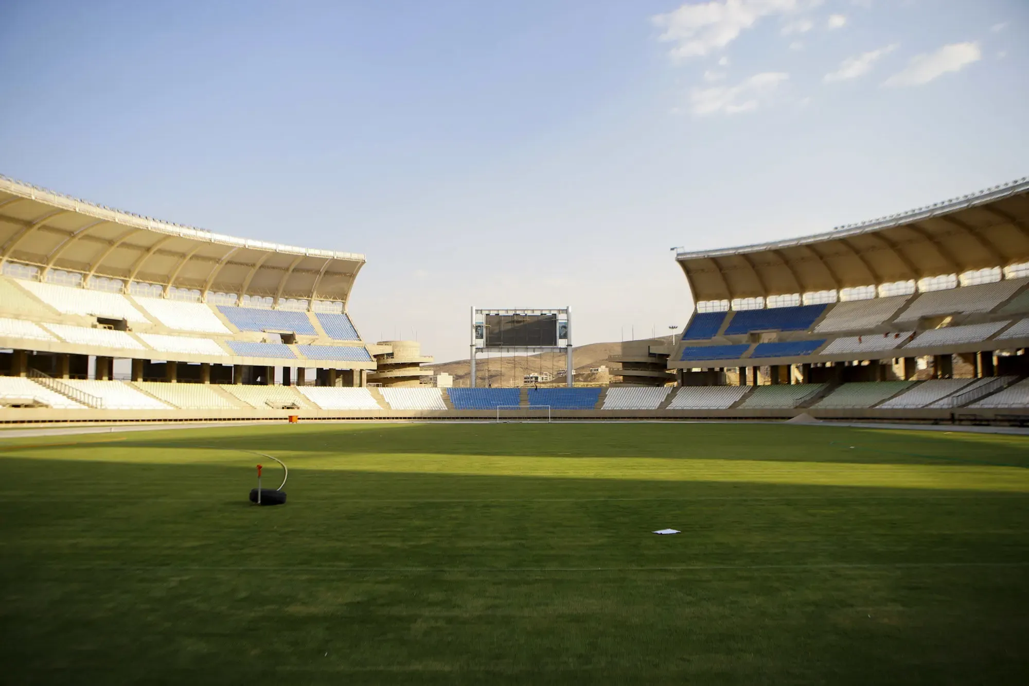 دربی پایتخت در شیراز! استقلال و پرسپولیس این بار زیر آسمان حافظیه!