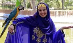 خاله شادونه میهمان فولادی ها شد