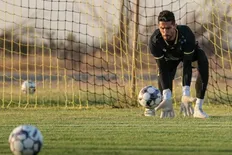 تصویر خبر معمای حسینی برای حضور در بازی با تراکتور