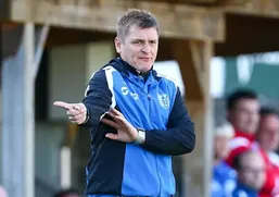 واکنش عجیب باشگاه آلمانی به نتایج ضعیف / سرمربی ماند، دستیاران رفتند!