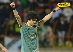 پرسپولیس به دنبال معامله ۵ میلیاردی؛ شمس&zwnj;آذر: قیمت واقعی بالای ۵۰ میلیارد است