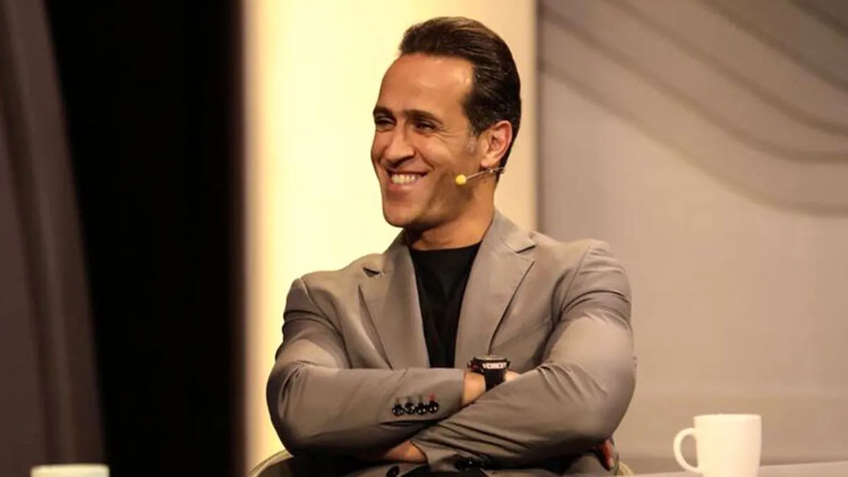 جادوگر فوتبال ایران طبق کدام قانون مجرم است؟ مجازات علی کریمی چیست؟!