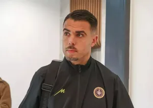 پشت پرده جدایی آلوز از تراکتور؛ بی&zwnj;توجهی به ۵ نوتیس، بلاک کردن باشگاه و درخواست پول در استانبول