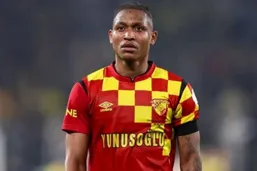 تانزانیا فقط یک بازیکن قابل شناسایی دارد!