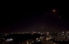 چند بمب سنگرشکن به وزن ۳۰٬۰۰۰ پوند روی فردو پرتاب شد!