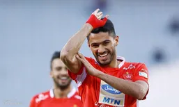 باورنکردنی؛ محرومیت بازیکن سابق پرسپولیس به دلیل انتقاد از قطعی برق در ایران!