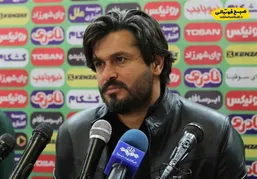 سرمربی پیکان: اشتباه تاکتیکی داشتم و اسیر راحتی خیال شدیم؛ به دنبال استفاده از بازی با استقلال هستیم