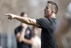 تصویر خبر امید قهرمانی کم&zwnj;رنگ شد؛ سرنوشت اوسمار چه می&zwnj;شود؟