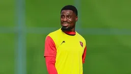 ابهام در وضعیت اوریه؛ ایفمارک هنوز مجوز بازی او برای پرسپولیس را صادر نکرده