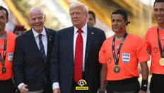 تصویر خبر علیرضا فغانی توضیح داد: دست دادن با ترامپ اجبار بود، اما با نتانیاهو هرگز!