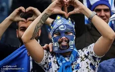 تصویر خبر هوادار استقلالی:به هلدینگ میگیم پرسپولیس رو بخره!