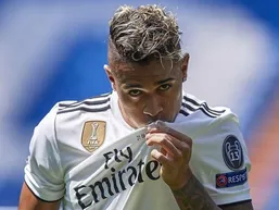 مهاجم سابق رئال&zwnj; مادرید در تیررس استقلال و سیدورف