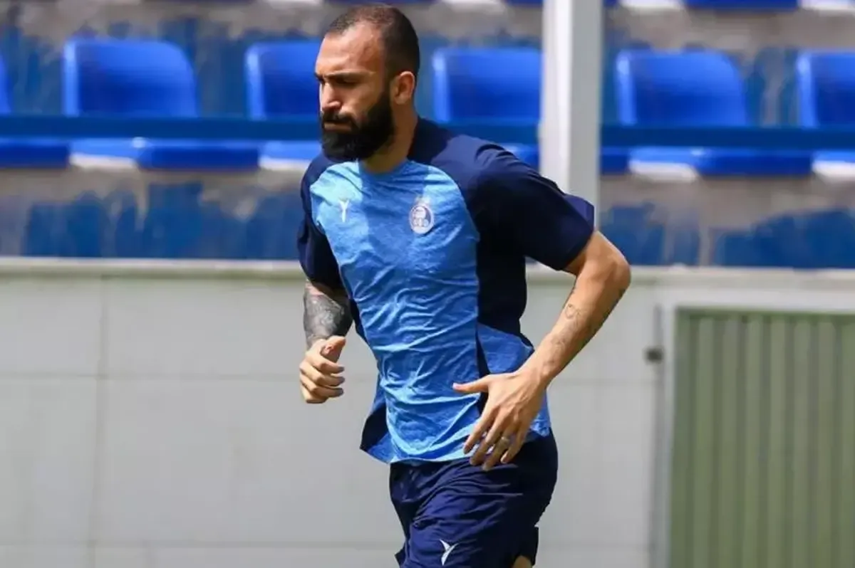 بازگشت روزبه چشمی با جام حذفی