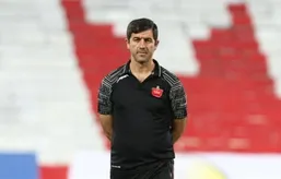 باقری سرمربی پرسپولیس در بازی با تراکتور