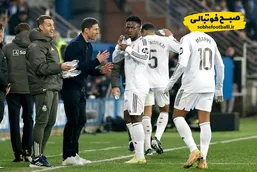 اتحاد دوباره رختکن رئال؛ آلونسو در آغوش بازیکنانش