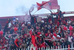 میزبانی تراکتور از فجر تنها با حضور تماشاگران خانم