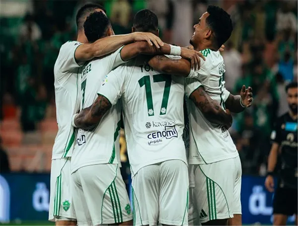 خلاصه بازی الاهلی عربستان ۳ - ضمک ۰ | لیگ حرفه‌ای عربستان